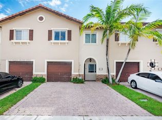 21943 SW 88th Path, Cutler Bay, FL 33190