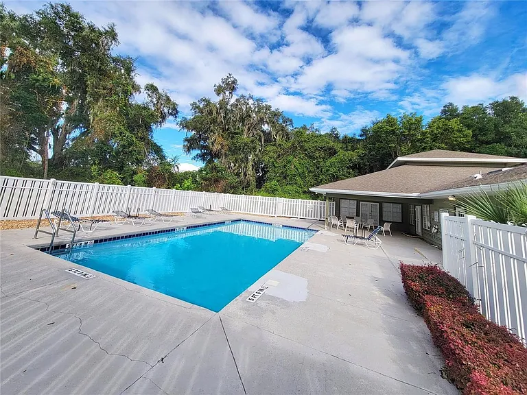12523 NW 7th Pl — Photo 31
