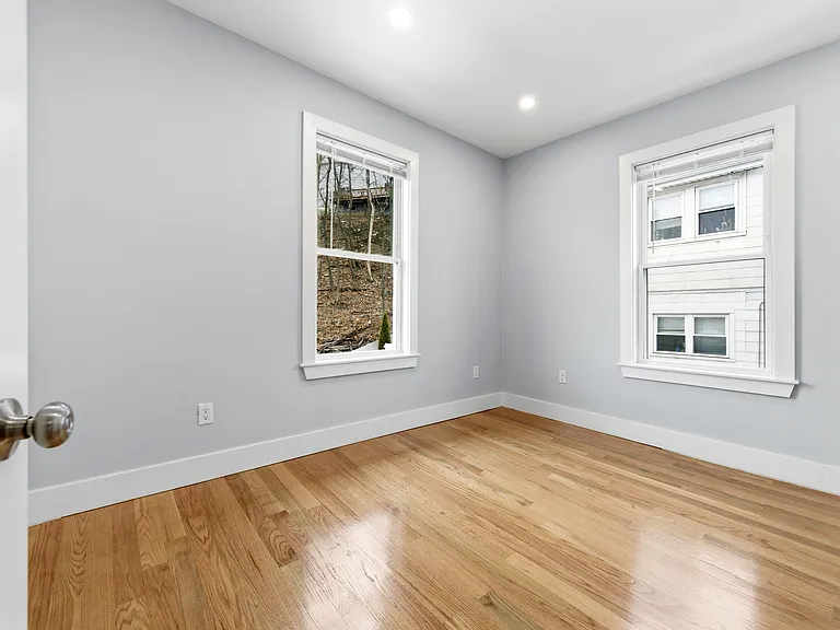 30 Campbell Ave #2 — Photo 8