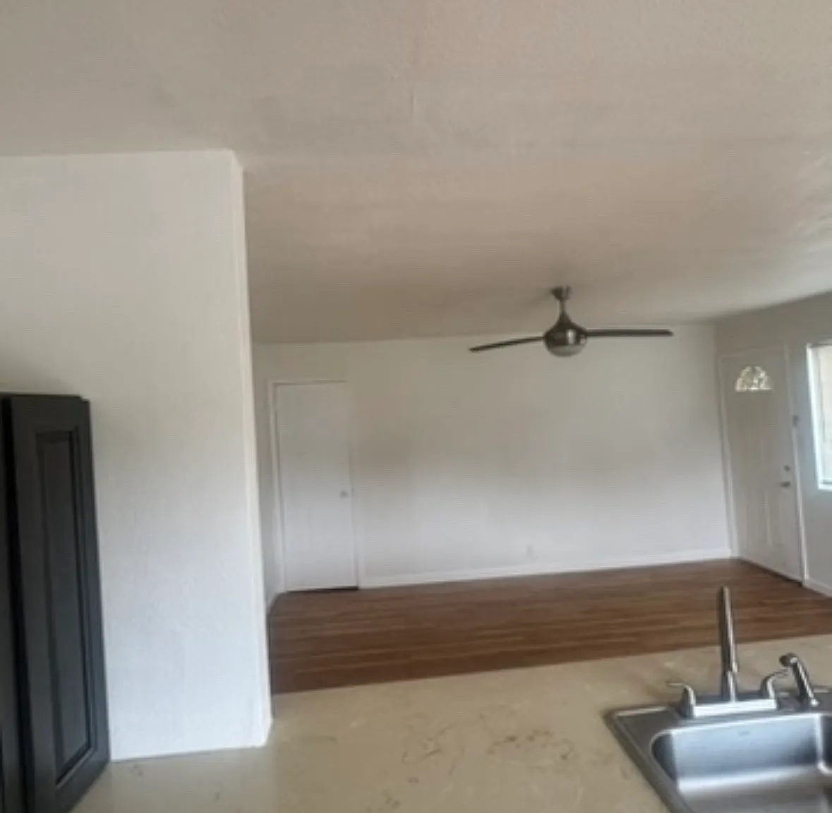 2 bed, 750 sqft, $2,400 — Photo 3