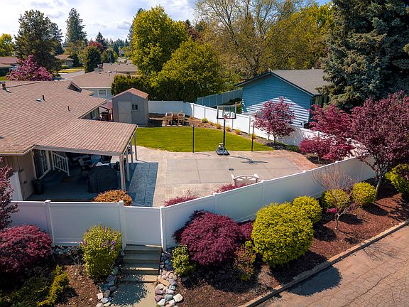 Covered Patio and sport ct