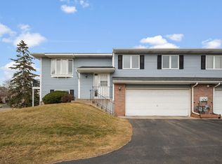 5320 Upper 147th St W, Apple Valley, MN 55124