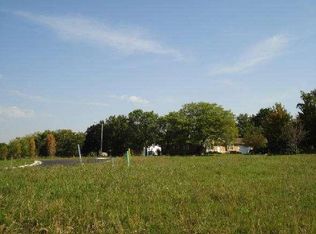 721 Monarch Ct, Hartford, WI 53027