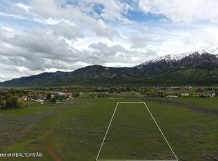 E Lake Cabin Rd, Alpine, WY 83128