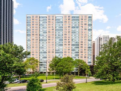3180 N Lake Shore Dr APT 8A, Chicago, IL, 60657
