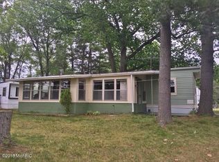 11187 Riverside Dr, Stanwood, MI 49346