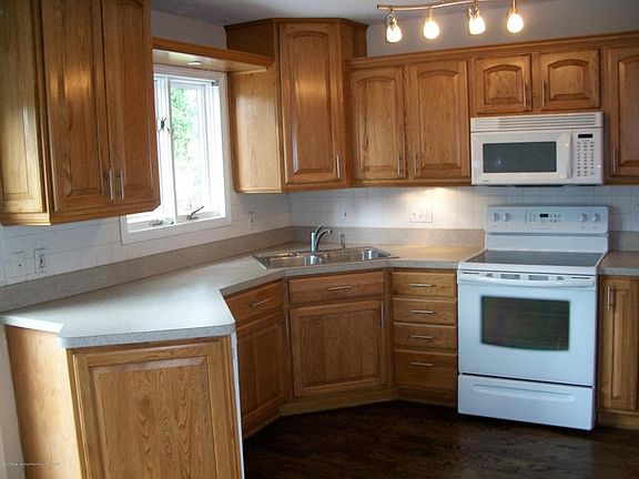 3rd image of 1557 Jacqueline Dr