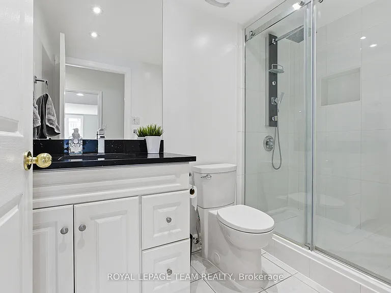 499 Sunnyside Ave #107 — Photo 12