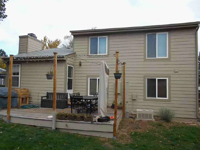 Bright open concept tri-level in Centennial 3 bdrm — Photo 3
