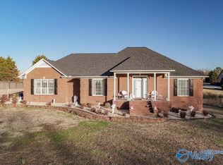 519 Smalley Dr SE, Arab, AL 35016