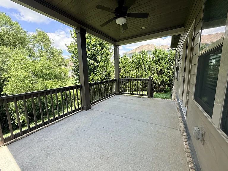 2290 Chaucer Park Ln — Photo 36