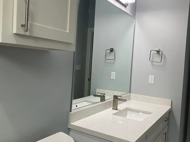 1019 N Abbey Ave #2 — Photo 20
