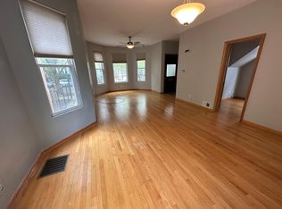 2715 N Saint Louis Ave APT 1, Chicago, IL 60647