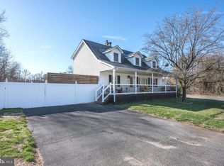 34 Oakford Ave, New Egypt, NJ 08533