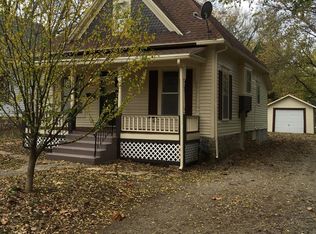 2025 SW Clay St, Topeka, KS 66604