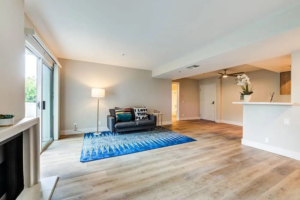2 bed, 1129 sqft, $2,875 — Photo 4