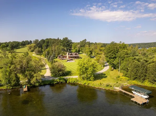 157 Prospect Point Road, Castleton, VT 05735