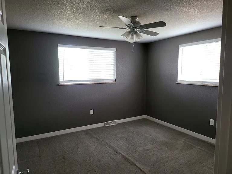 317 Ingalls St — Photo 10