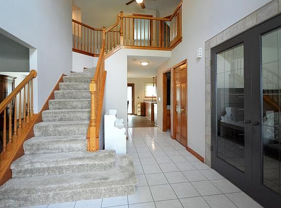 4th image of 2008 Saint Andrews Dr