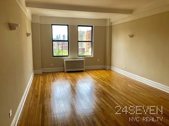 3rd image of 27 W 96th St APT 12C