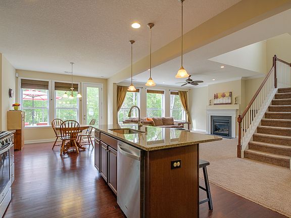 5th image of 1098 Shelly Woods Dr