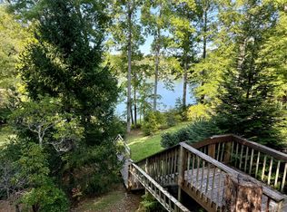 304 Whitewater Lake Rd #D, Tamassee, SC 29686