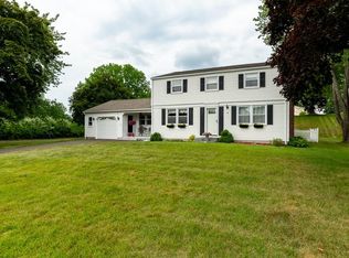26 Sandpiper Rd, Enfield, CT 06082