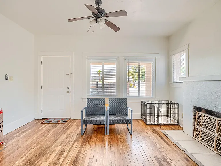 1424 N Euclid Ave — Photo 9