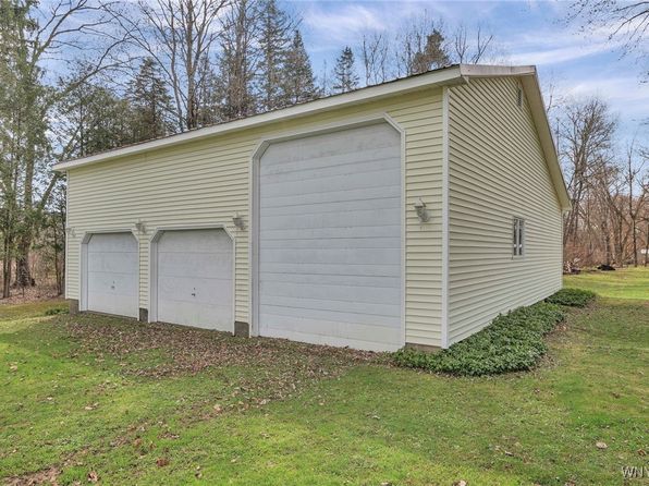 102 Hazelmere Ave, Machias, NY 14101
