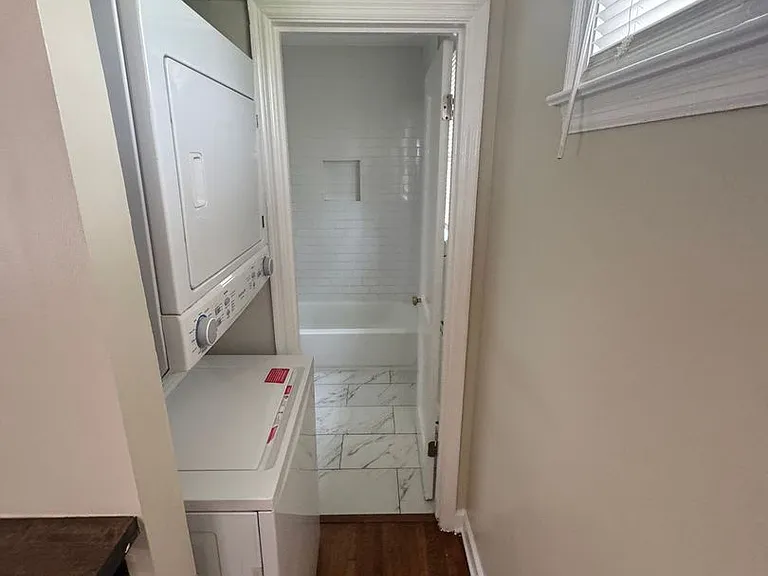 3476 Spottswood Ave — Photo 5