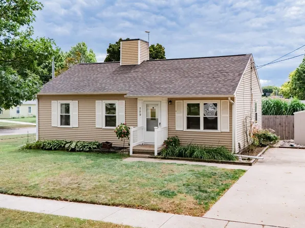 709 Judy Ct, Mason, MI 48854