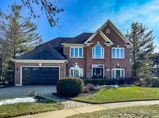 576 Partridge Dr, West Chicago, IL