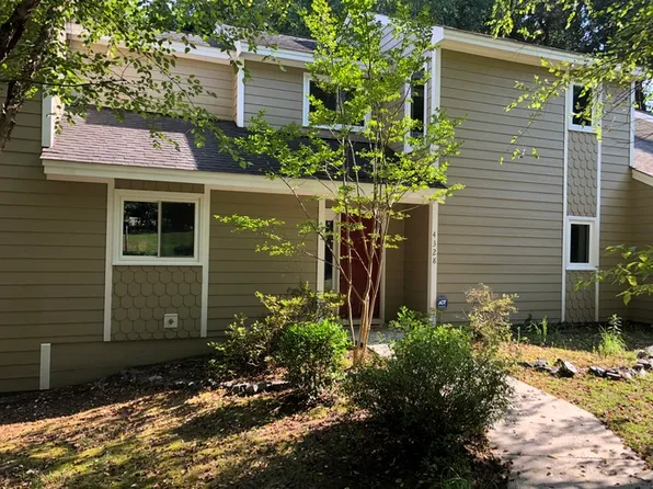 4328 Pin Oak Dr, Durham, NC 27707