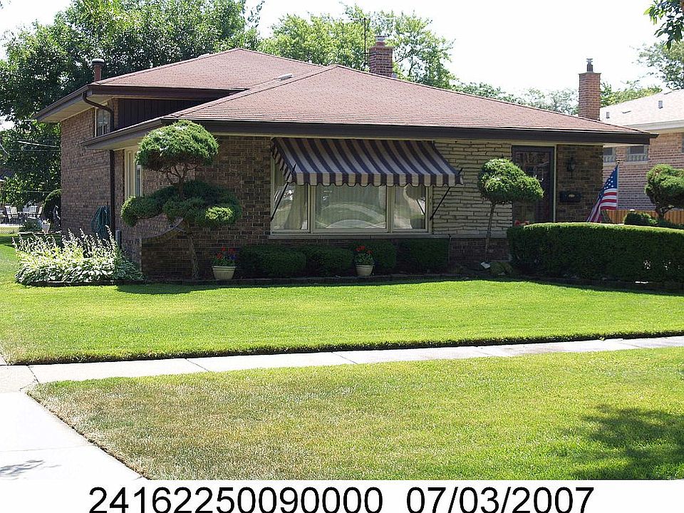 2nd image of 10609 S Laramie Ave