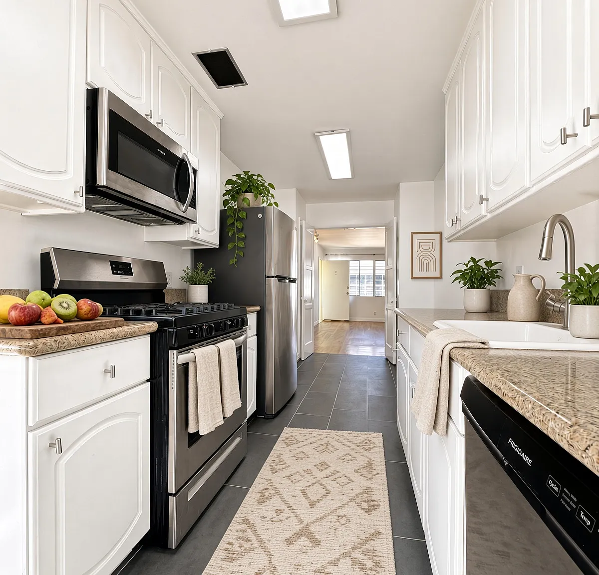 1 bed, 700 sqft, $2,175 — Photo 4