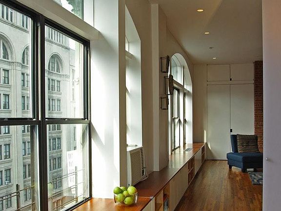 4th image of 131 5th Ave APT 702
