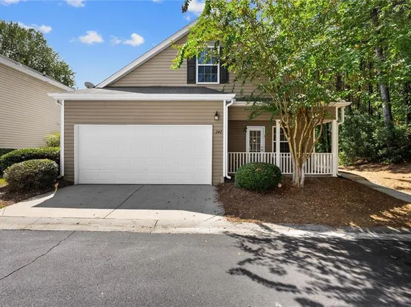 242 Hiawassee Dr, Woodstock, GA 30188