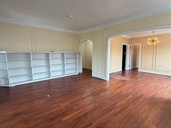 3rd image of 6314 S Rosebury Ave APT 3W