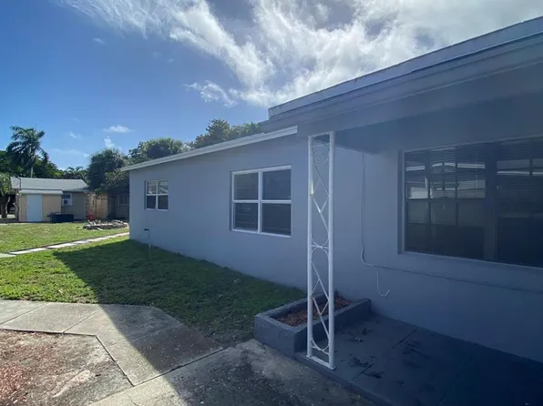 3716 Henry Ave, West Palm Beach, FL 33405