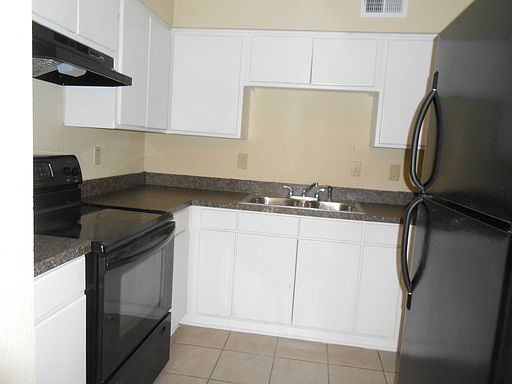 2nd image of 318 Renfro St APT D