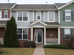 204 Longview Dr, Elgin, IL 60124