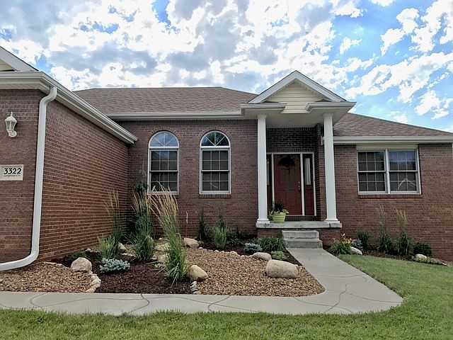 2nd image of 3322 Longview Ct