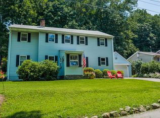 4 Brighton St, Danbury, CT 06811