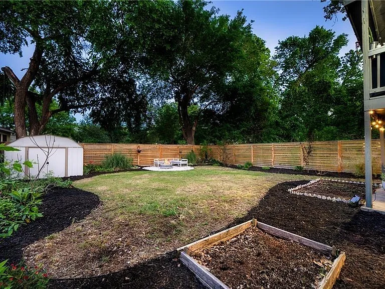 1119 Gunter St #B — Photo 9