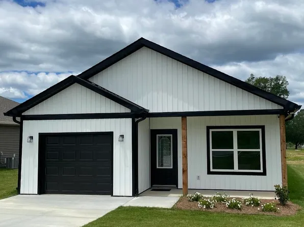 311 W Railroad Ave NE, Hanceville, AL 35077