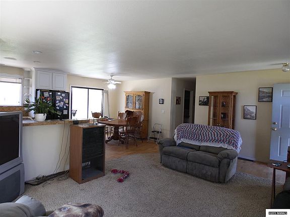 4th image of 1449 Sally Ln