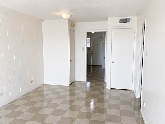 3rd image of 1402 Clark Blvd APT 10