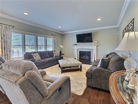 2nd image of 5403 Briannas Nook