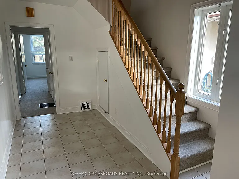 64 Galbraith Ave — Photo 6