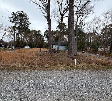 2nd image of Washington Dr